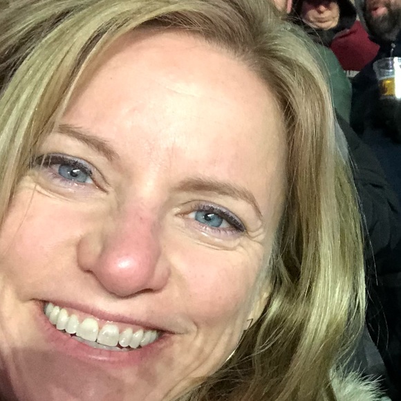 Meet your Posher, Kristen - Picture 1 of 1